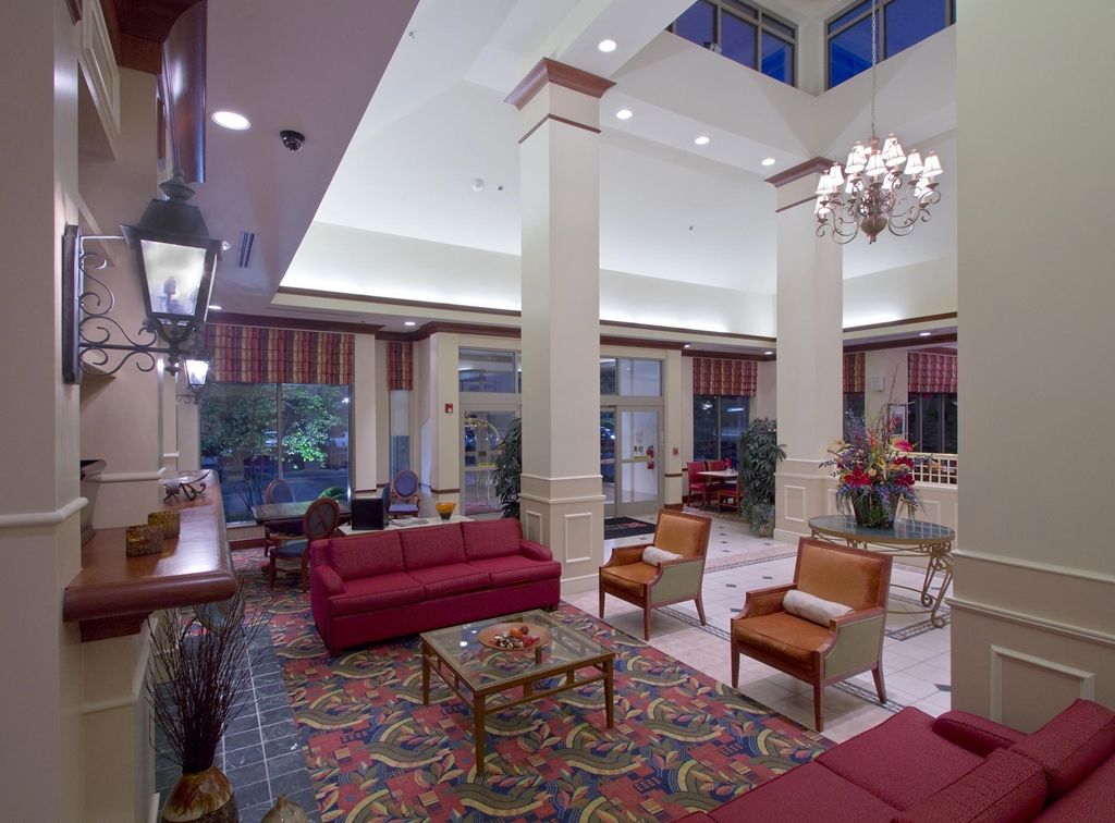 Hilton Garden Inn Columbus-University Area Interior photo